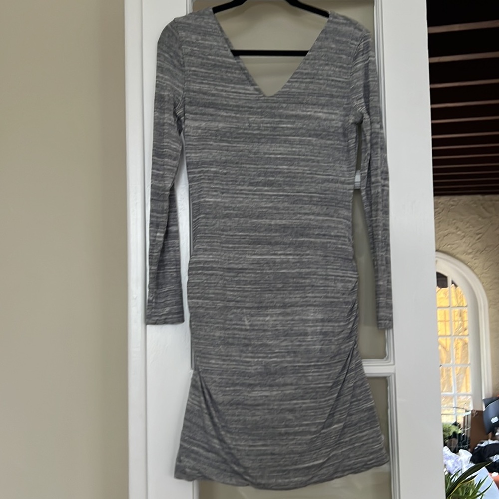 Banana Republic viscose/spandex blend stretch dress. Women medium